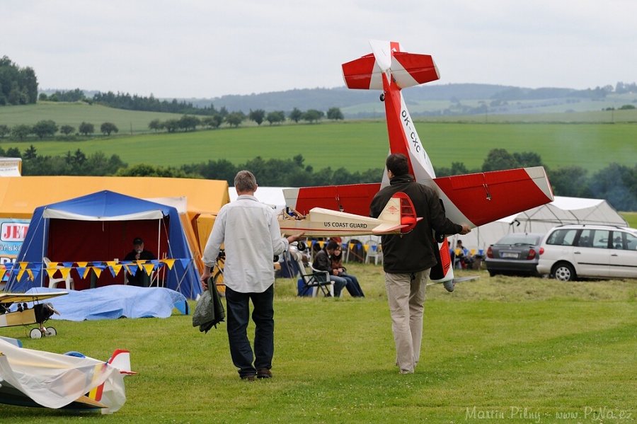 img00064.jpg