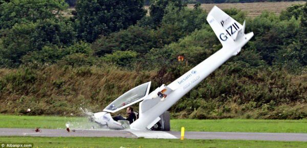 Swift S-1 G-IZII - Crash